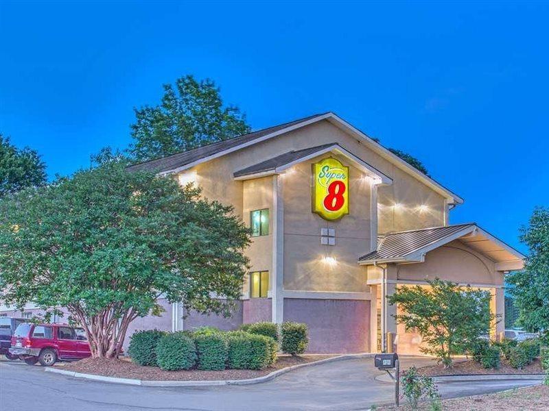 Super 8 By Wyndham Charlottesville Extérieur photo