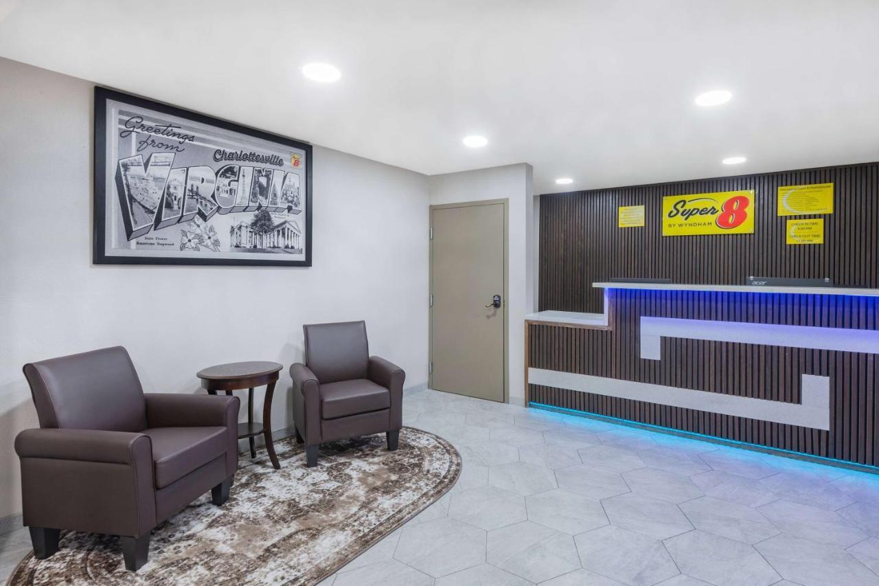 Super 8 By Wyndham Charlottesville Extérieur photo