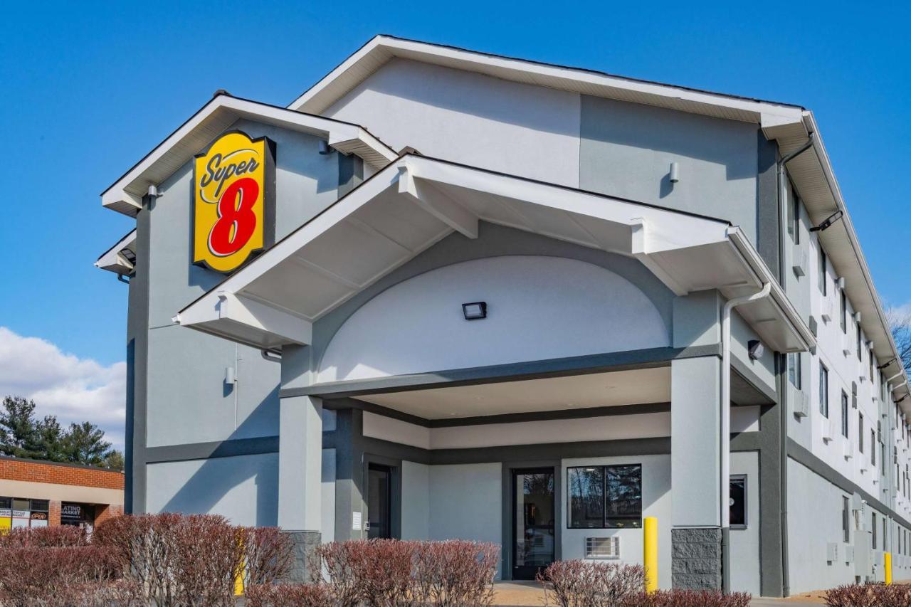Super 8 By Wyndham Charlottesville Extérieur photo