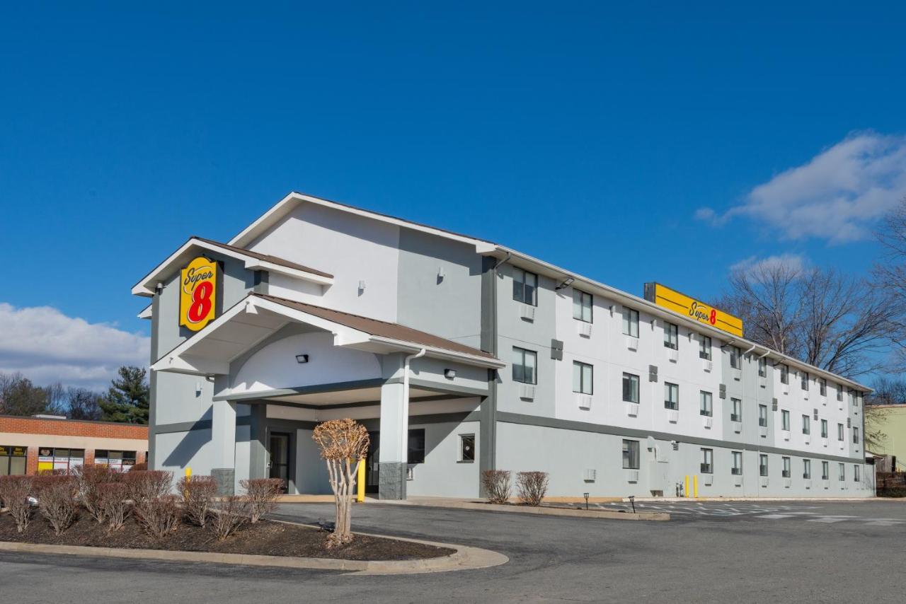 Super 8 By Wyndham Charlottesville Extérieur photo