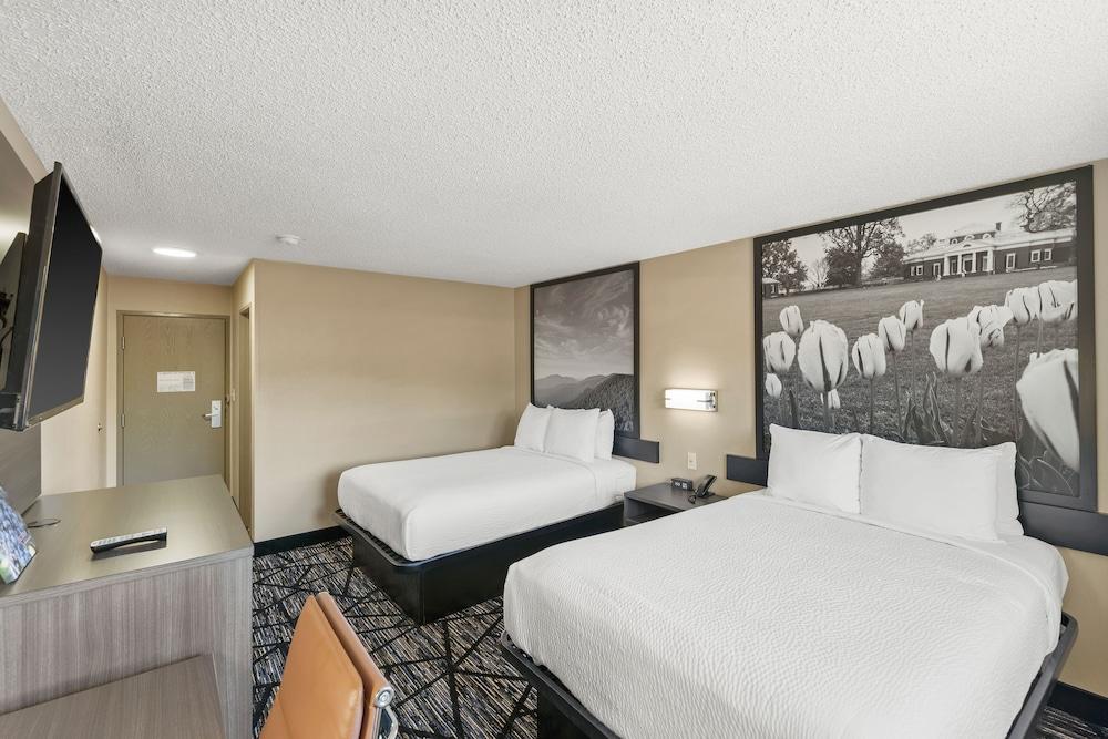 Super 8 By Wyndham Charlottesville Extérieur photo